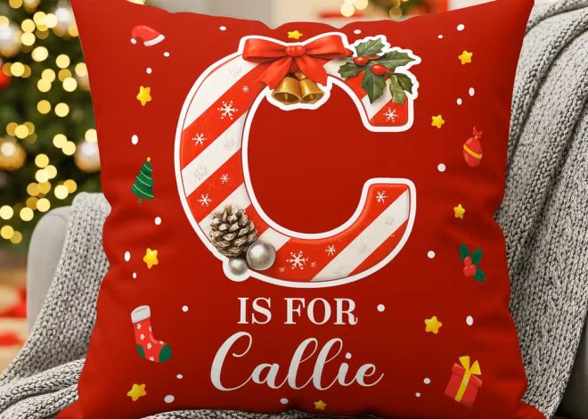 Luo joulun taikaa kotiin: Personoitu Candy Cane -joulutyynynpäällinen omalla nimellä
